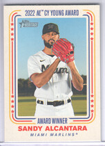 2023 Topps Heritage High Number Award Winners #AW-3 Sandy Alcantara