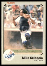 1983 Fleer Base Set #221 Mike Scioscia