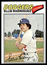 1977 Topps Base Set #448 Ellie Rodriguez