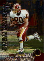 1999 Finest Base Set #136 Skip Hicks