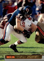 2001 Stadium Club Base Set #120 Brian Urlacher