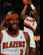 1995 Flair Base Set #112 Clifford Robinson