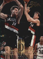 1994 Flair Base Set #293 Chris Dudley