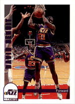 1992 NBA Hoops Base Set #221 David Benoit