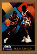 1990 SkyBox Base Set #380 Avery Johnson