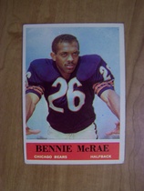 1964 Philadelphia Base Set #21 Bennie McRae