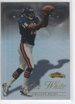 2000 Fleer Showcase #120 Dez White