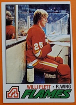 1977 Topps Base Set #17 Willi Plett