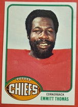 1976 Topps Base Set #216 Emmitt Thomas