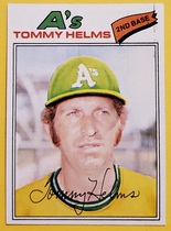 1977 Topps Base Set #402 Tommy Helms