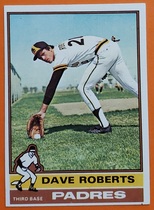 1976 Topps Base Set #107 Dave Roberts