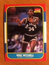 1986 Fleer Base Set #74 Mike Mitchell