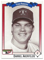 1993 Team Issue Texas Rangers Keebler #45 Darrel Akerfelds