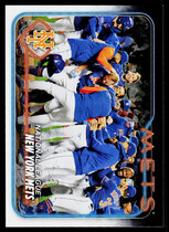 2024 Topps Base Set Series 2 #557 New York Mets