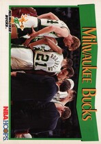 1991 NBA Hoops Base Set #288 Milwaukee Team Card